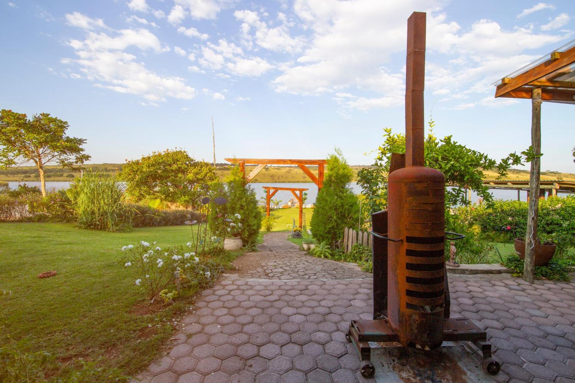 Goggas Nest Bnb & Restaurant Matsapha Exterior photo