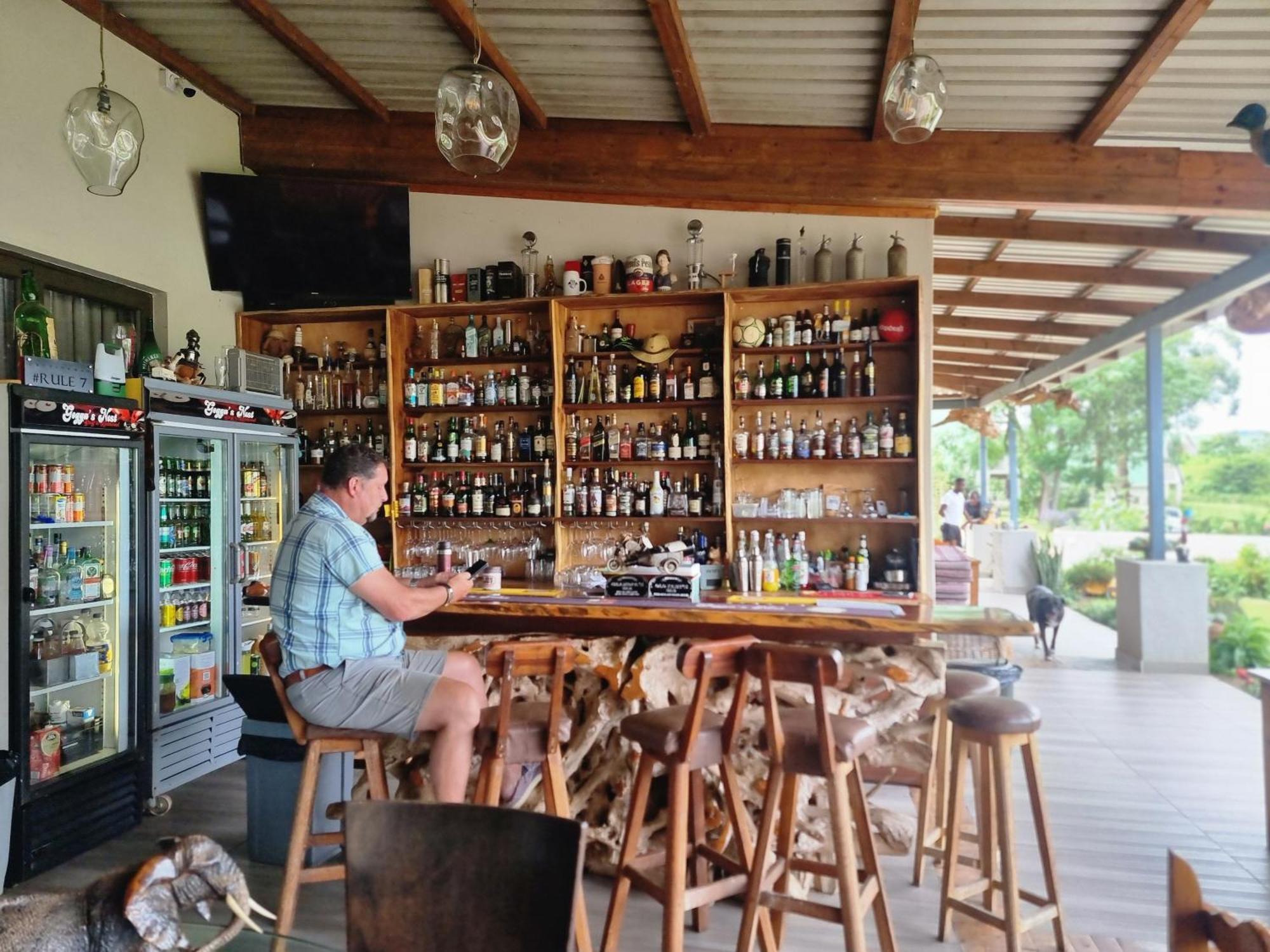 Goggas Nest Bnb & Restaurant Matsapha Exterior photo